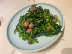 菠菜拌果仁-大铁勺新津菜(东丽阳光新业广场店)