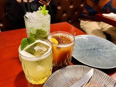 -毛毛虫酒吧