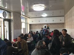 大堂-清真喜兰老丁羊汤特色小吃