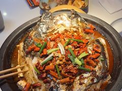 -鸣记脆皮烤鱼·海鲜烤鱼(三八广场店)