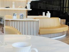 -奔驰上海利星(七宝店)