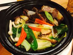 黑毛猪培根煲仔饭-Hǎo Noodle & Tea