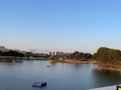 -银涛高尔夫练习场(徐泾店)