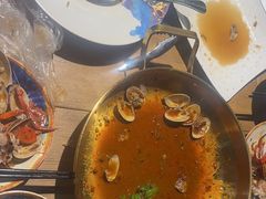 -臻鲜燕海鲜融合餐厅(金陵style店)