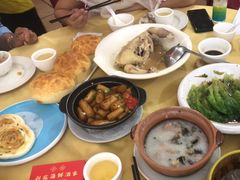 -吉莲利苑海鲜酒家(珠海拱北29年老字号店)