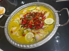 柠檬酸菜鱼片-蟹主隆恩.炙烤海鲜虾蟹馆(梅溪湖店)