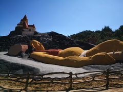 -彩色沙林风景区