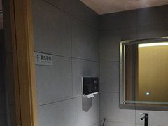 -耳湾躺式采耳SPA馆(保利五月花店)