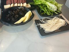 -呷哺呷哺 黄金牧场 (中发百旺店)
