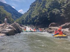 -雅鲁激流探险漂流