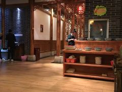 -百年川椒重庆老火锅(光谷店)