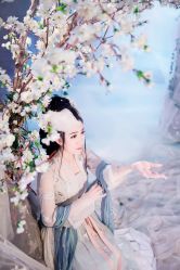 -九月鹰飞汉服摄影工作室