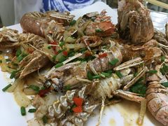 -覃记海鲜美食餐厅