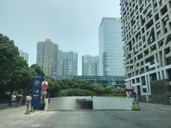 -上海喜玛拉雅酒店-停车场