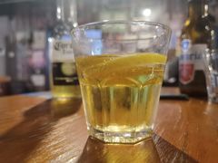 -Mx.cocktail bar