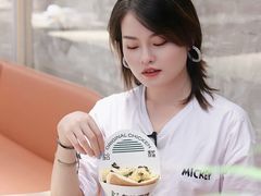 -老乡鸡(上海白玉兰广场店)