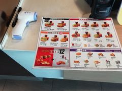 -麦当劳(展览路店)