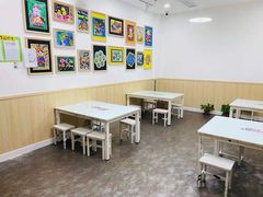 -缤纷鸟美术书法(汉神购物广场校区)