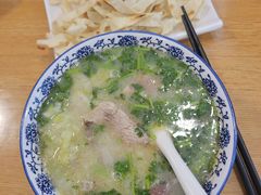 -八百里牛肉汤(盖饭·锅贴·万象城店)
