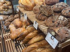 -CARINO BAKERY&CAFE(人广来福士店)