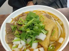 -黑皮牛杂面(金融港路店)