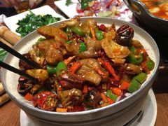 -老滇山寨•云南特色菜•地方菜•民族风情歌舞表演(金碧店)