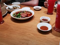 -诚铭记·虾仁汤包·成都小吃(融创店)