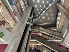 -资和信百货商场
