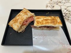 -高玛纳驴肉火烧(一世界店)
