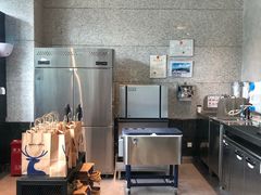 -瑞幸咖啡(汇日央扩国际广场店)