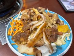 -菌之家·专业纯野生菌火锅·特色炒菌