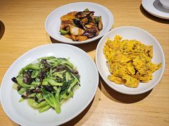 -关东小磨东北菜(上海长风大悦城店)
