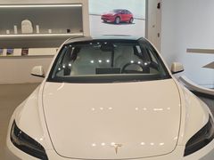 -TESLA 特斯拉(上海太古汇体验店)