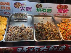 -六合夜市