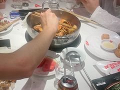 -七欣天香辣蟹火锅(闵行浦江欢乐颂店)