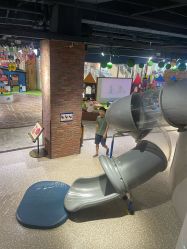 -幻贝家儿童乐园(武汉永旺梦乐城店)