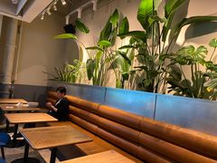 -Wagas沃歌斯(浦东陆家嘴投资大厦店)