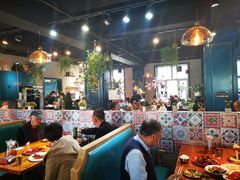 大堂-柴窝堡22号辣子鸡·传承新疆菜