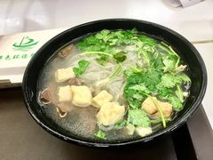 鸭血粉丝汤-冯鑫记南京鸭血粉丝汤(南京南站店)