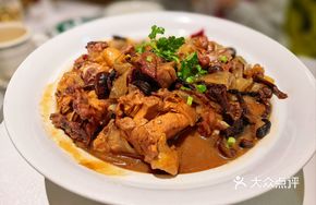 Chicken Stewed with Mushrooms (Small Portion)