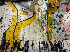 -问山MountQuest攀岩馆