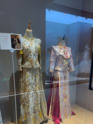 -乐派诗婚纱摄影