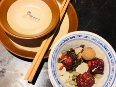 -巴四老城区炭火蛙锅(张江店)