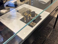 -Chanel(德基广场店)