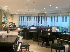 -柏斯音乐艺术中心·钢琴·吉他(上音店)