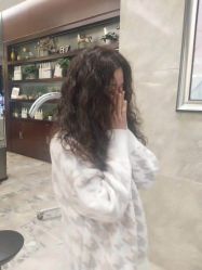 -AKOZO Beauty Salon