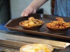 -董哥山城碗碗香(美专校街店)