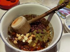 -味上湘菜馆(阿波罗店)