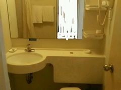 -锦江之星(广州海珠江泰路地铁站店)