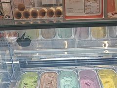 -极拉图·现制冰淇淋(大卫城店)